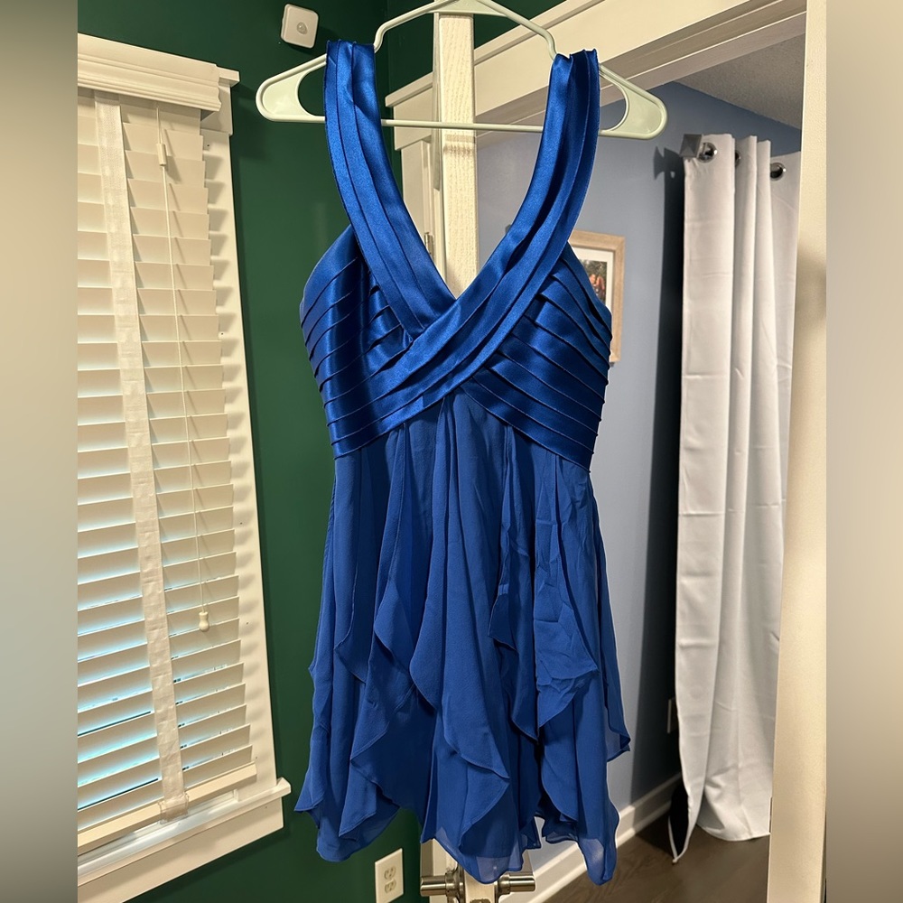 BCBG Maxazria Blue Silk and Chiffon Dress
